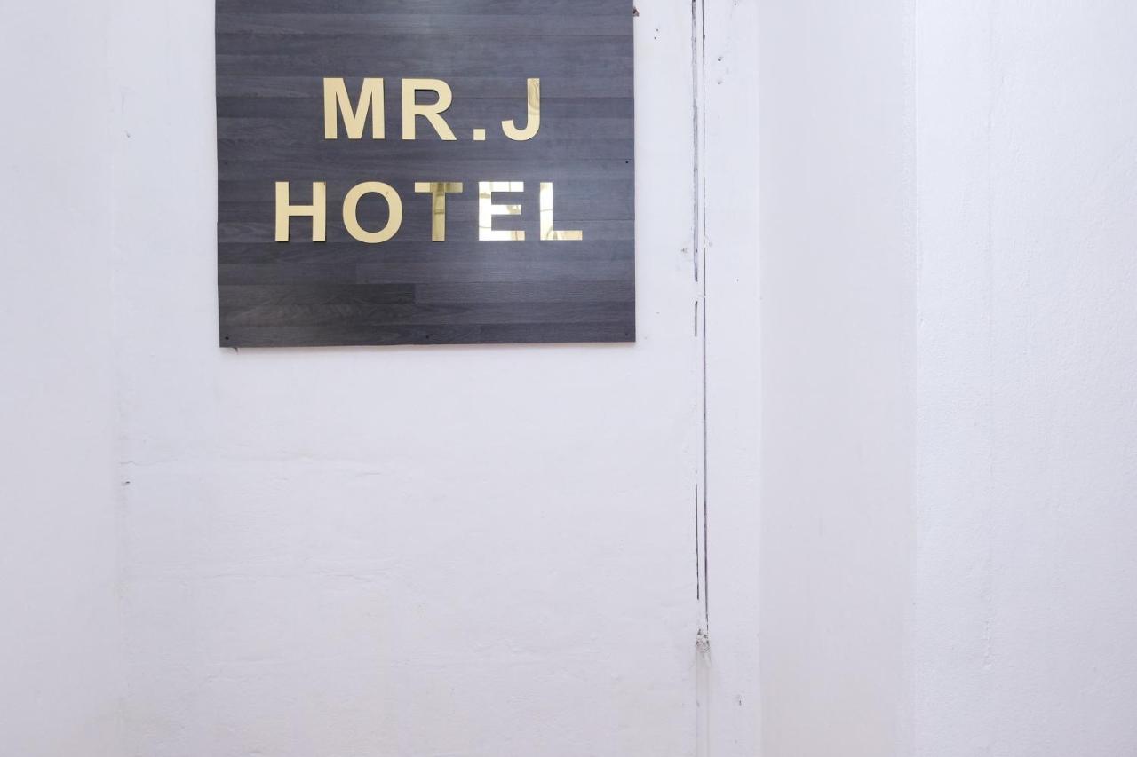 Oyo 715 Mr J Hotel Kota Bahru Luaran gambar